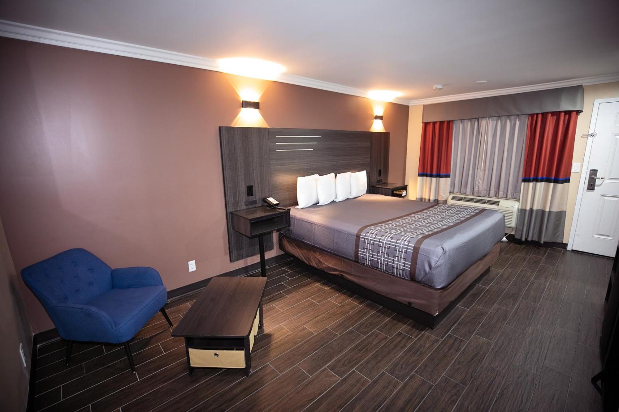 Rodeway Inn & Suites Bellflower Luaran gambar