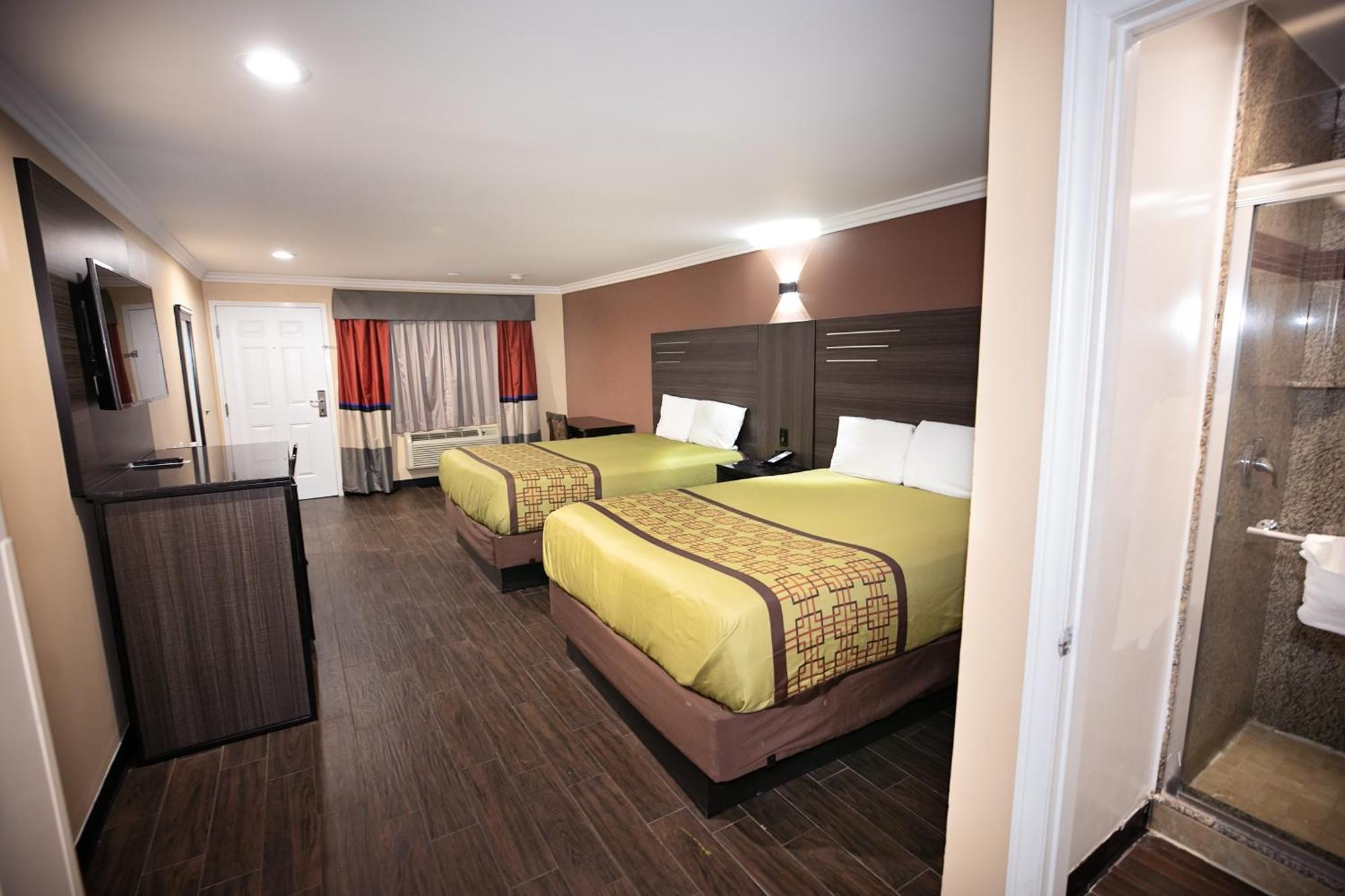 Rodeway Inn & Suites Bellflower Luaran gambar