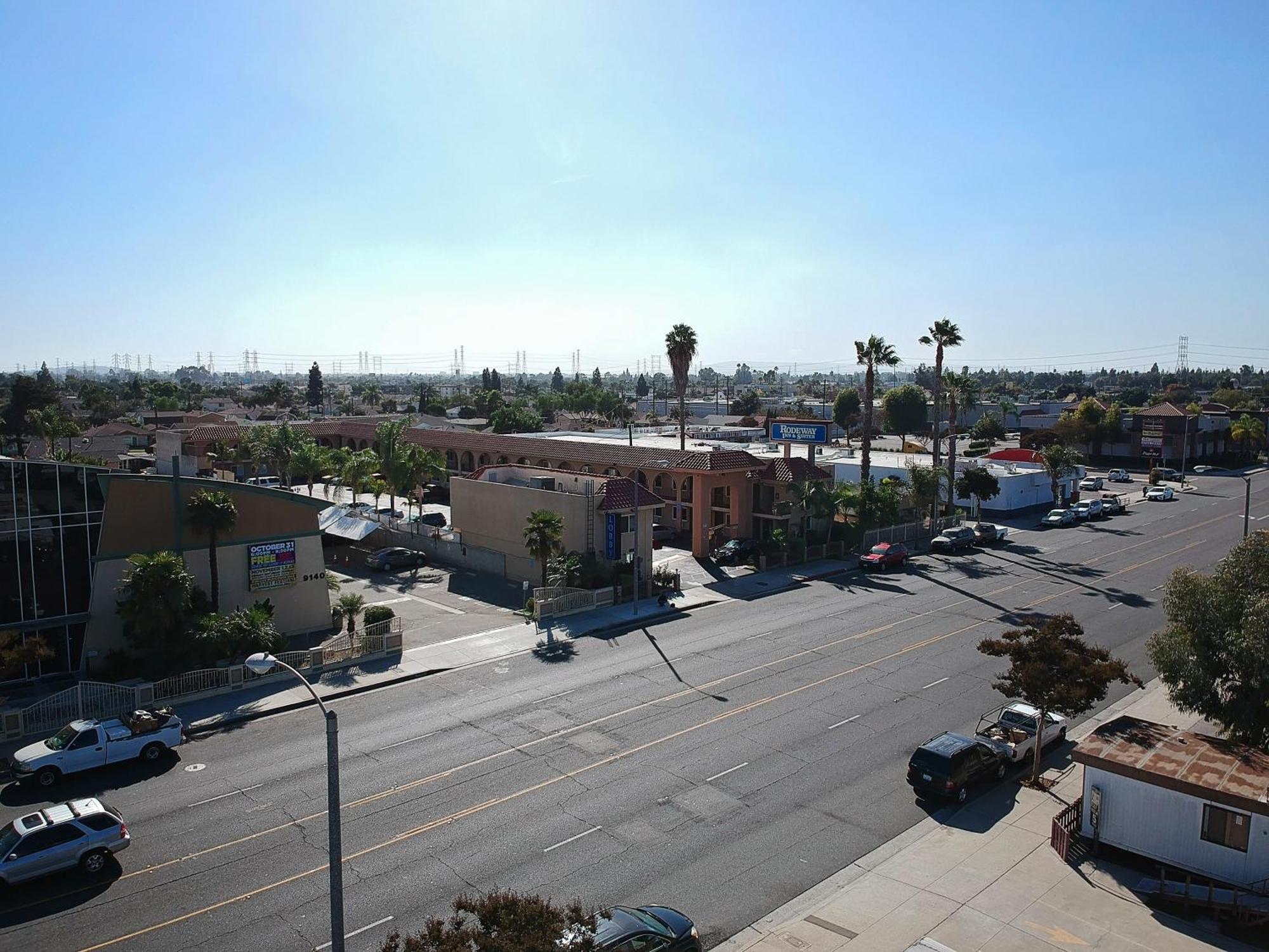 Rodeway Inn & Suites Bellflower Luaran gambar