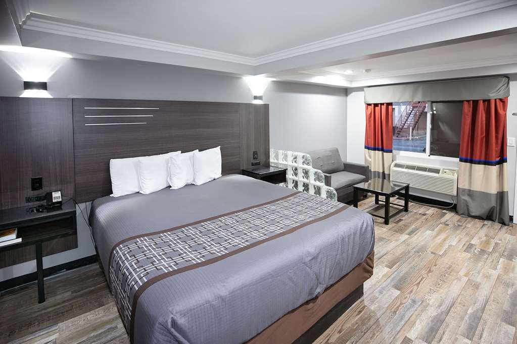 Rodeway Inn & Suites Bellflower Bilik gambar